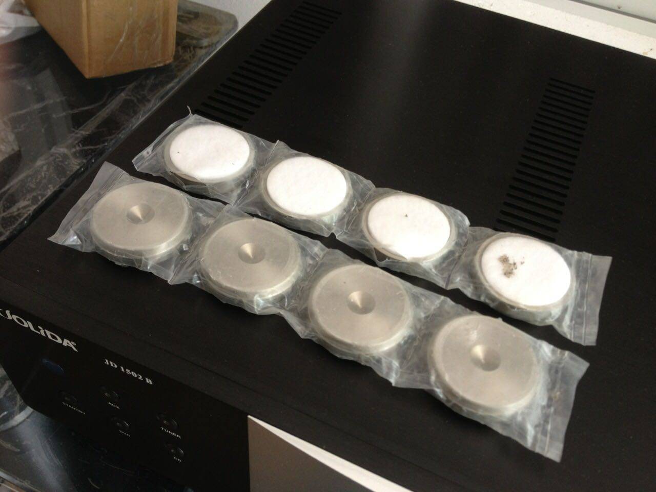 佳悦钉垫120元/颗,悦脚架用家购买有优惠。脚钉机架落地音箱可用