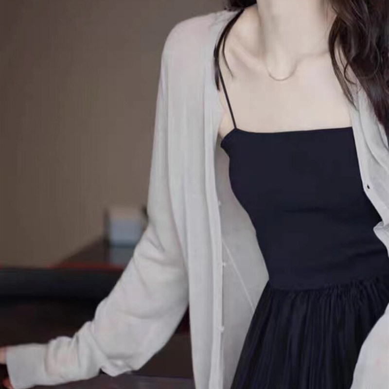 2022外搭配裙子防晒开衫女夏季宽松薄款披肩长袖冰丝针织罩衫上衣