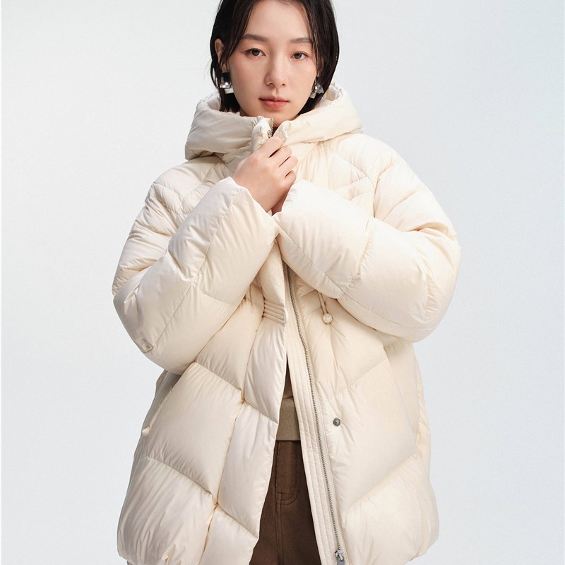 2025冬季新品连帽羽绒服女韩版时尚百搭保暖加厚面包服外套