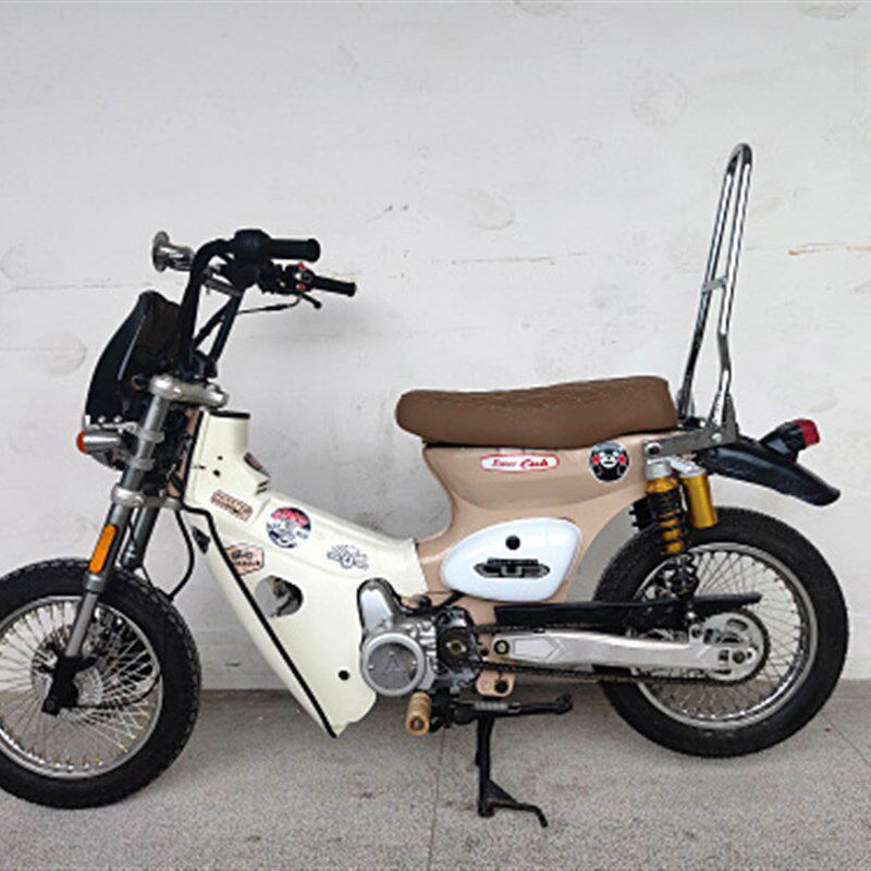 适用于嘉陵CoCo前面板标贴 幼兽C50/C70侧盖标贴  CUB110挡风贴纸