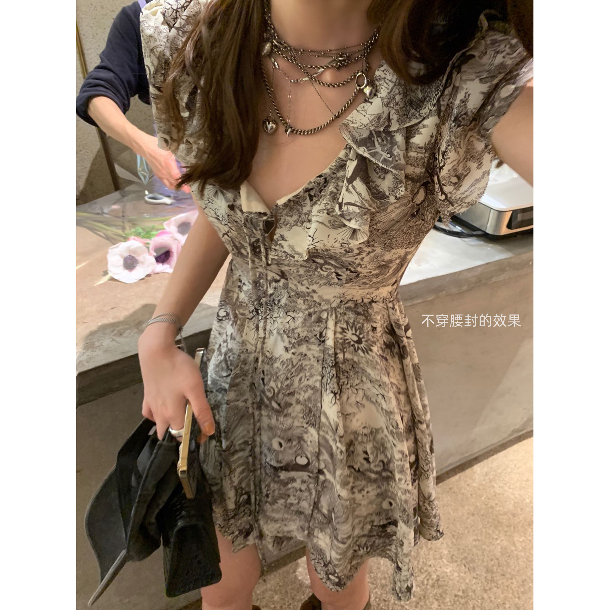 Xinlei Lin 独立设计!涂鸦绑带碎花短袖连衣裙短裙(腰封单拍)