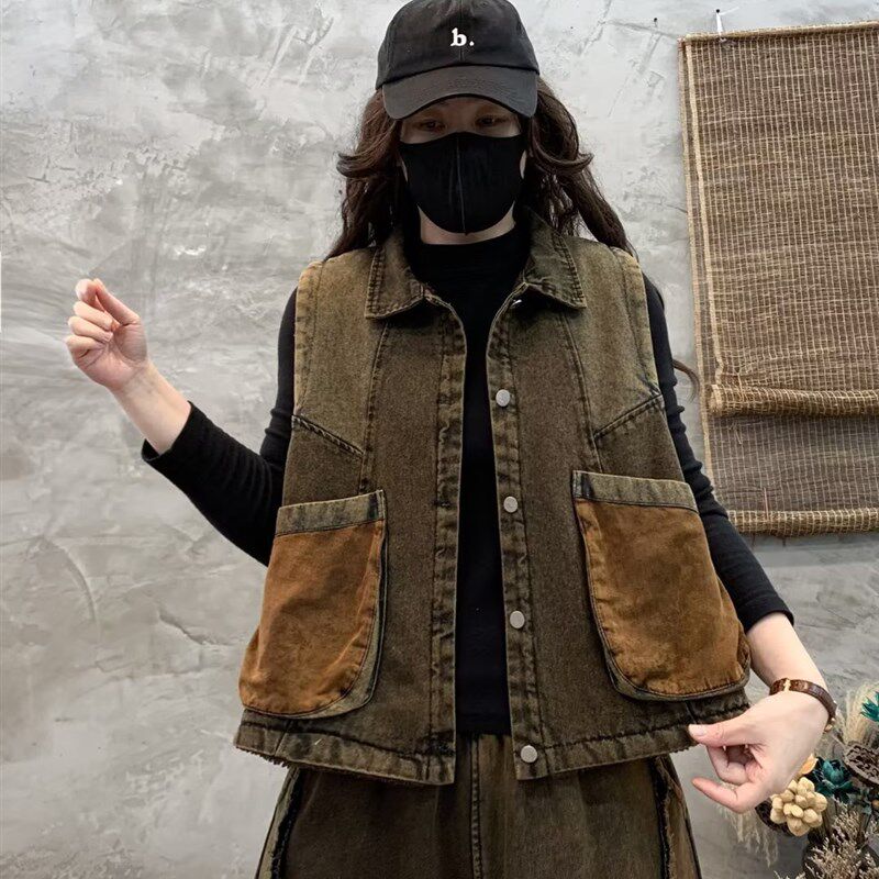 2023秋冬款文艺民族风大口袋拼接印花短款牛仔马甲背心女马夹外套