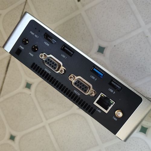 商业展示导购主机 双rk3399。顾客需要这方面的知识才能刷机使用