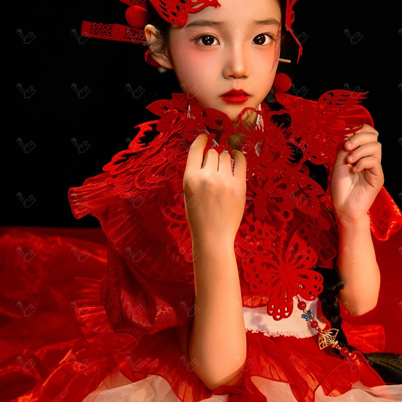 儿童摄影服装剪纸中国红中国风国潮主题模特走秀潮服儿童演出服装