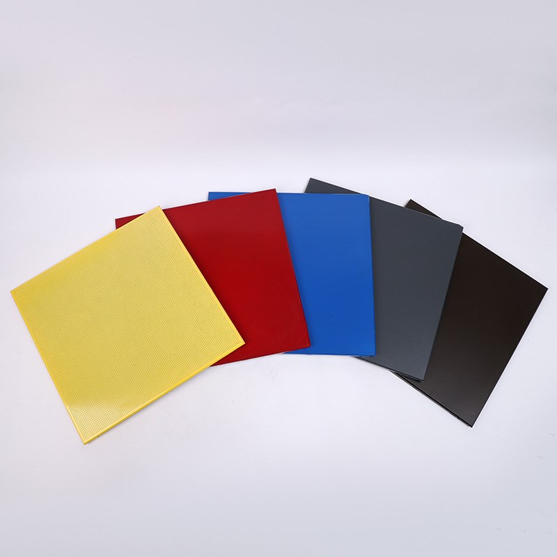铝扣板写字楼厂房k工程吊顶铝扣板材彩色600*600铝天花集成吊顶