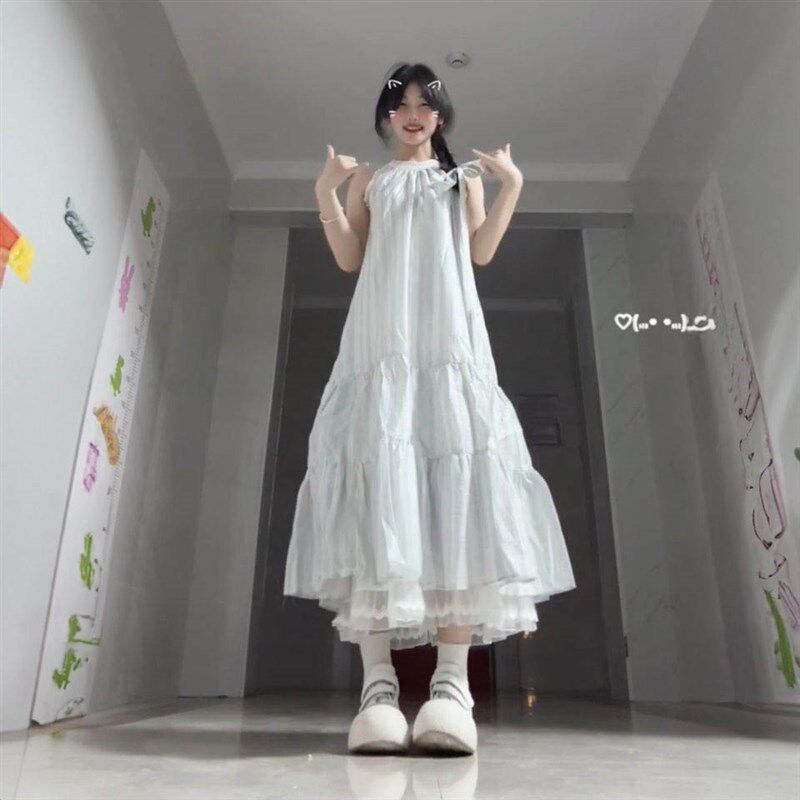 法式温柔浪漫时尚条纹连衣裙女夏季新款甜美无袖收腰显瘦A字长裙
