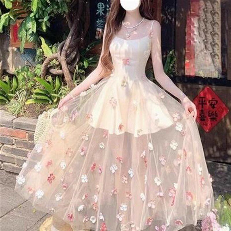 法式浪漫花朵吊带连衣裙女夏季新款高级感气质网纱无袖长裙子礼服