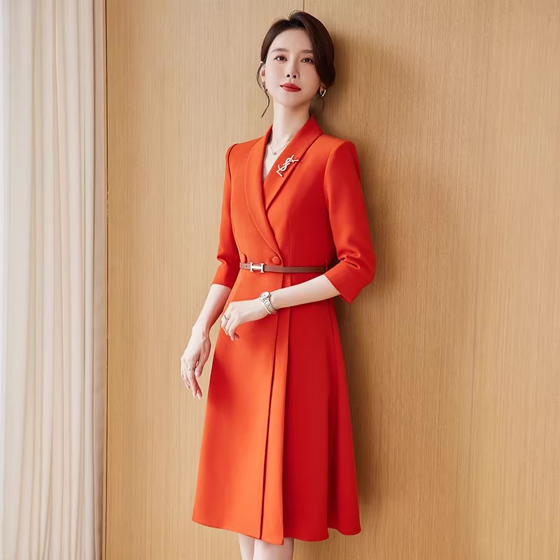高级感西装裙女2024新款收腰显瘦高端连衣裙气质女神范主持人礼服