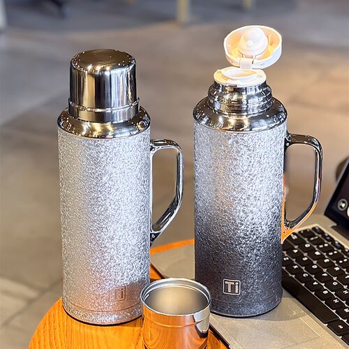 覆钛保温杯大容量水杯男女焖泡茶壶茶水分离2025新款钛杯商务送礼