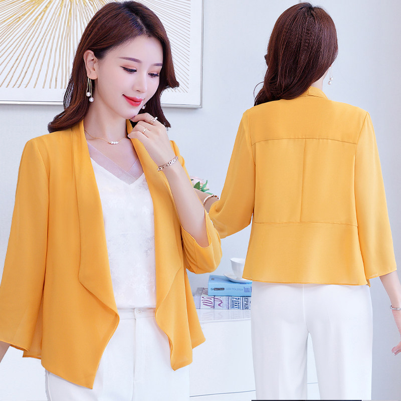 西服外套女上衣薄款披肩夏季配裙子百搭短款西装雪纺外搭防晒开衫