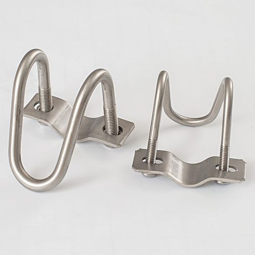 304不锈钢双U型螺栓螺丝交叉U形卡扣十字管卡异型箍大棚养猪畜牧