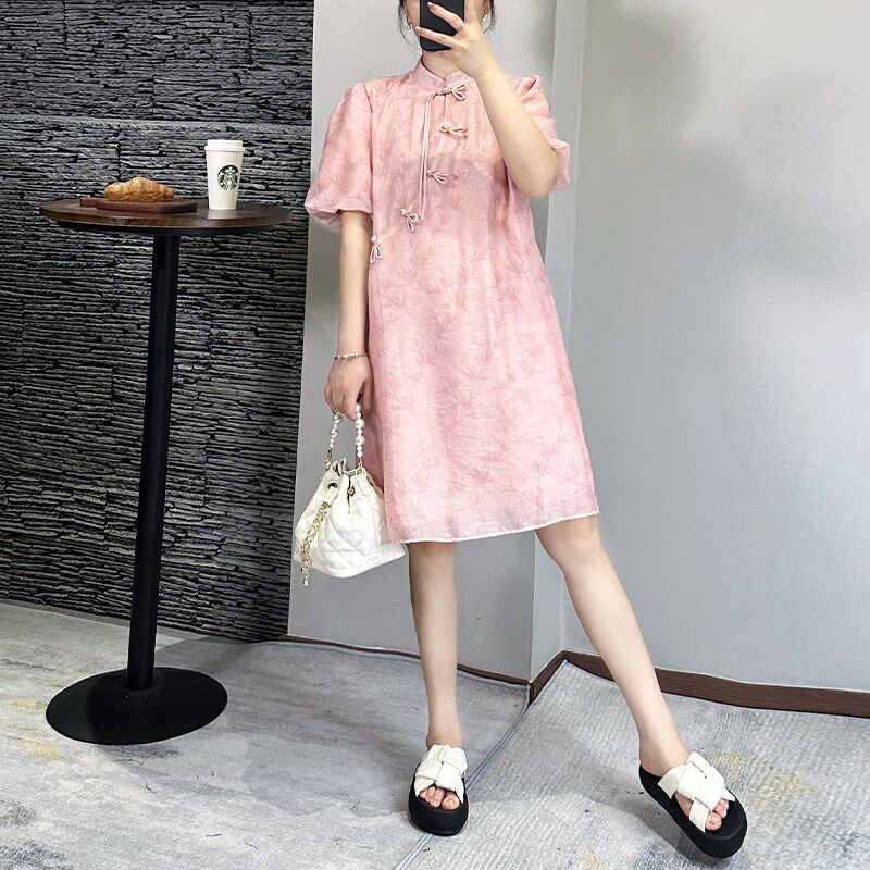 2024新中式国风泡泡袖连衣裙女夏季新款提花盘扣宽松裙子大码胖mm