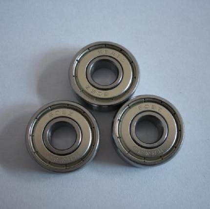 深沟球轴承608ZZ,高档电机轴承,Z4组的质量,尺寸:8*22*7MM