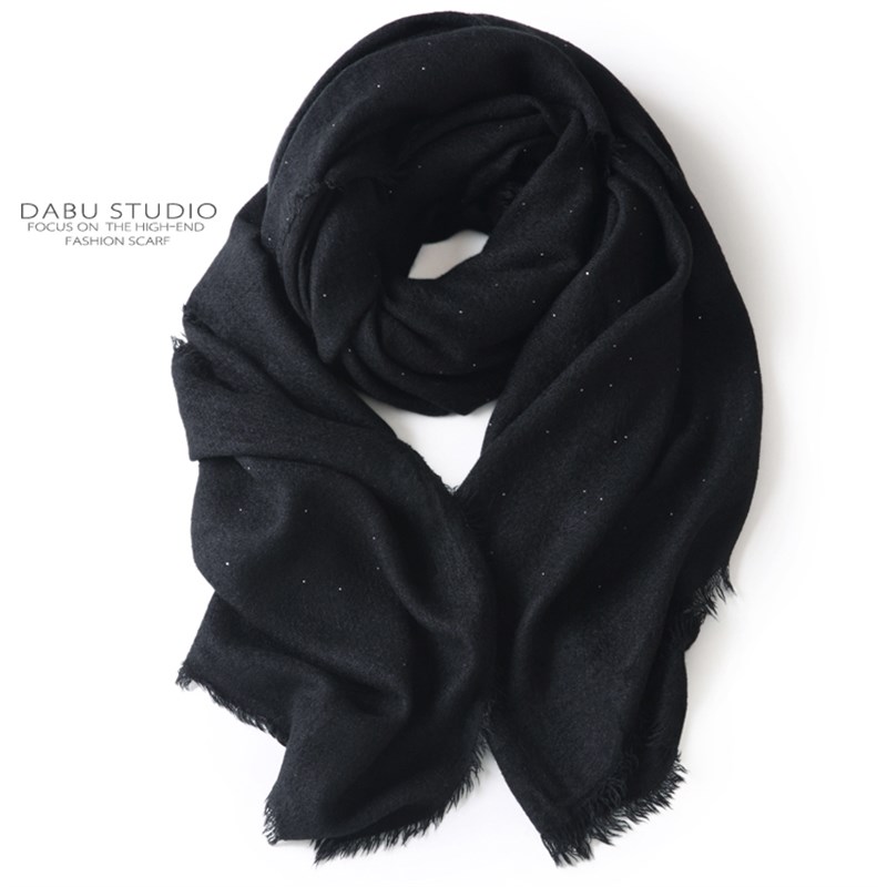 欧美针织纯色璀璨铆钉大围巾女冬季大方巾保暖百搭时尚纯黑色披肩