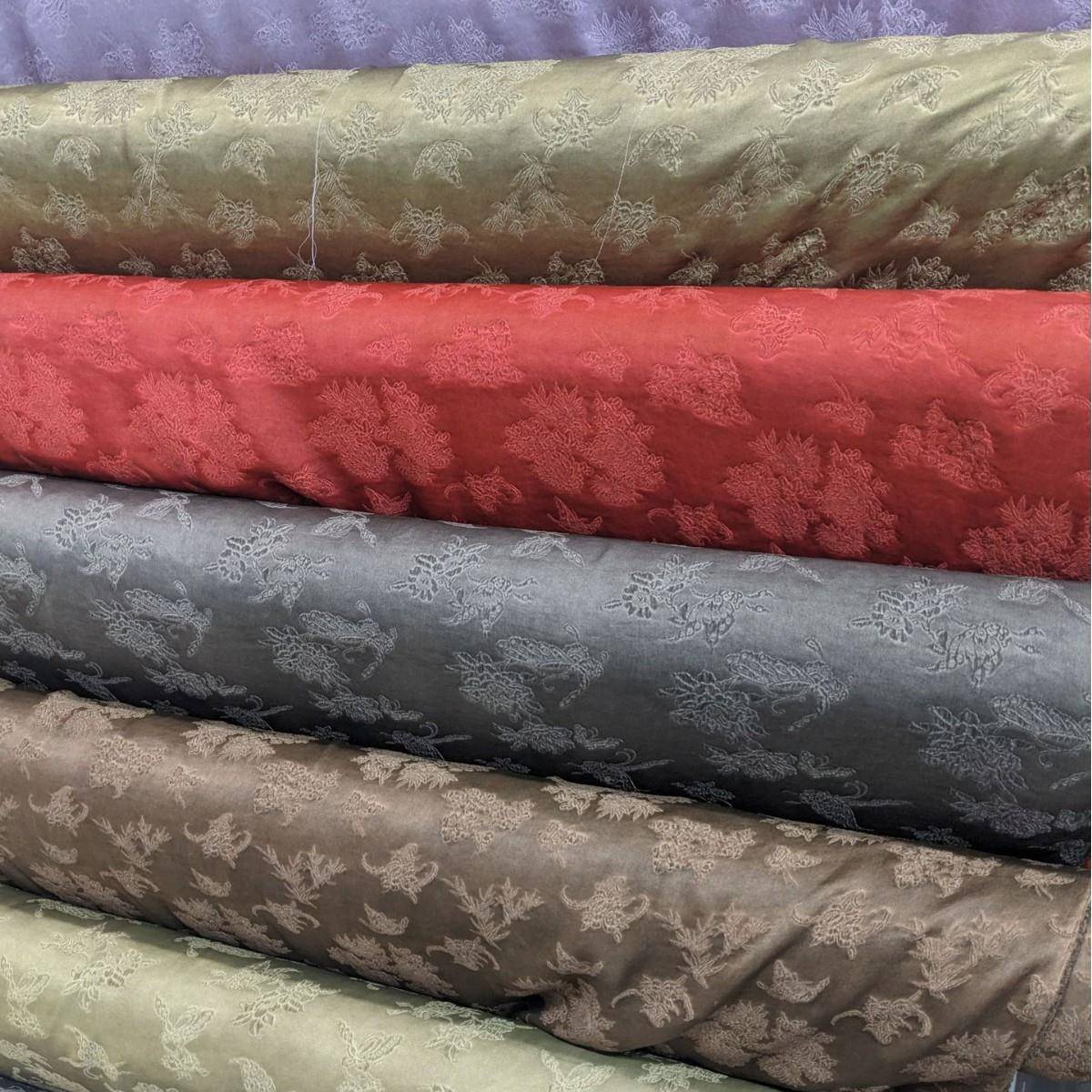 4MDD式交桑蚕丝提花面料冠乐绉冠乐缎28姆米10门幅丝人丝织新中提