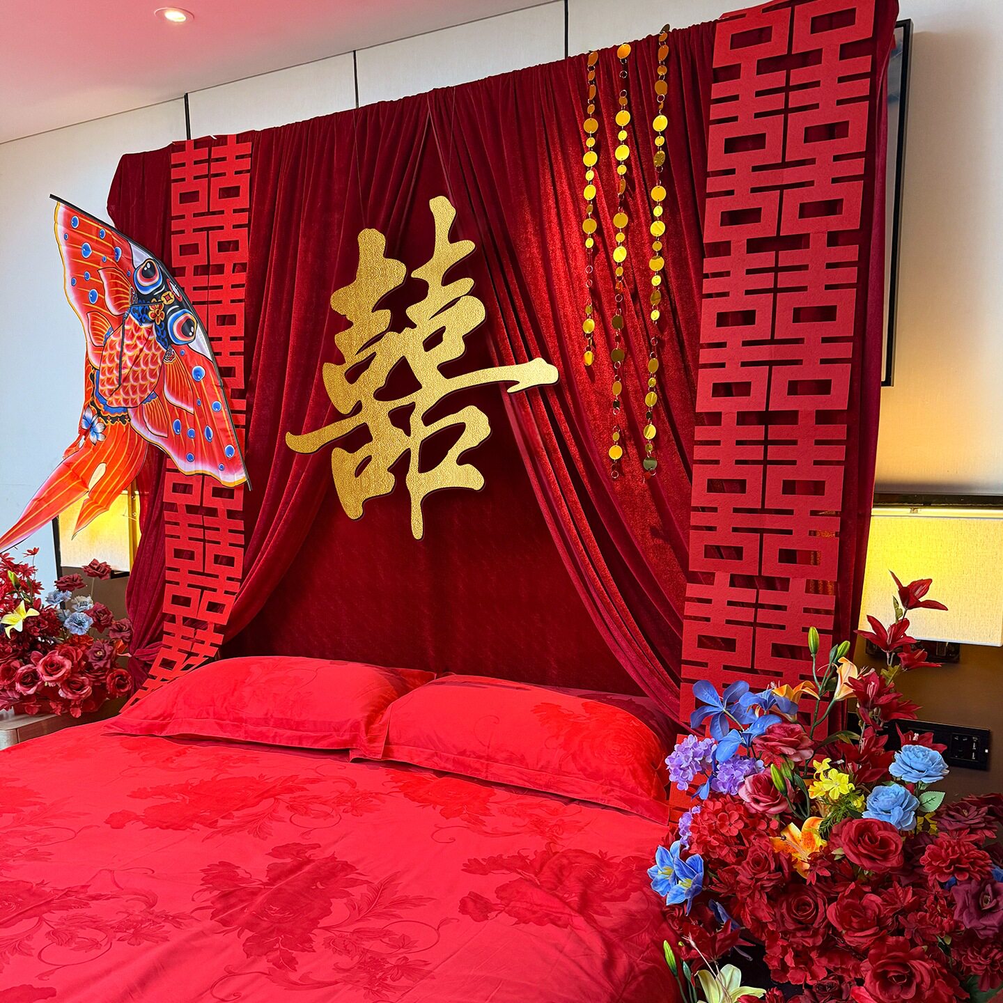 婚房布置套装酒店床头丝绒支架