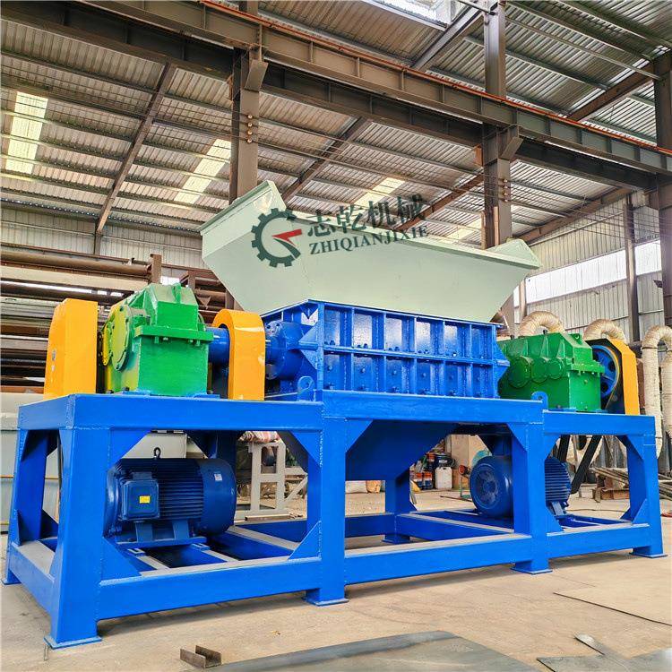 双轴撕胶碎机新型生活垃圾粉碎处理设UCG旧衣服皮革橡备撕碎机厂