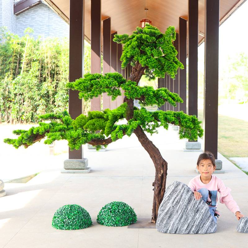 仿真迎客松大型造景绿植罗汉美人松树酒店楼梯下装饰假树景观摆件