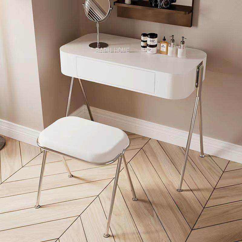 中古卧室网红小户奢型梳妆书现代台简约床头化妆桌轻设计LCR师桌,玩具/童车/益智/积木/模型,手工制作工具/彩纸/配件,淘宝优惠券,粉丝福利购,淘宝优惠卷