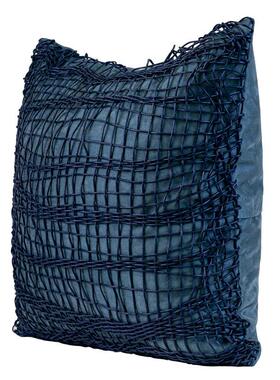 现代简约高档枕蓝色工编织靠枕轻奢VNX板样间软抱装手靠垫民宿靠