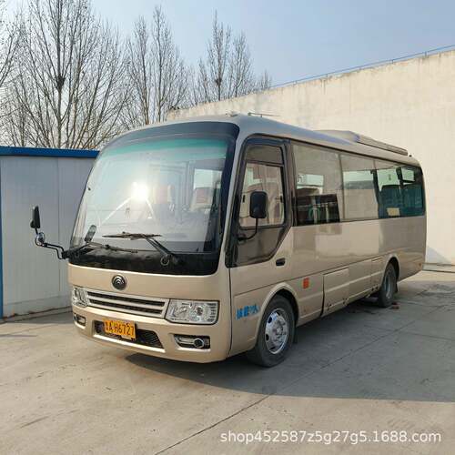 公木地板+桌 真皮座室椅 舒适多种驾驶 23座出口考斯特 电侧动门