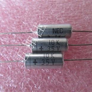 日本 CS02H1V100K 10% 35V10uf 轴向钽电容