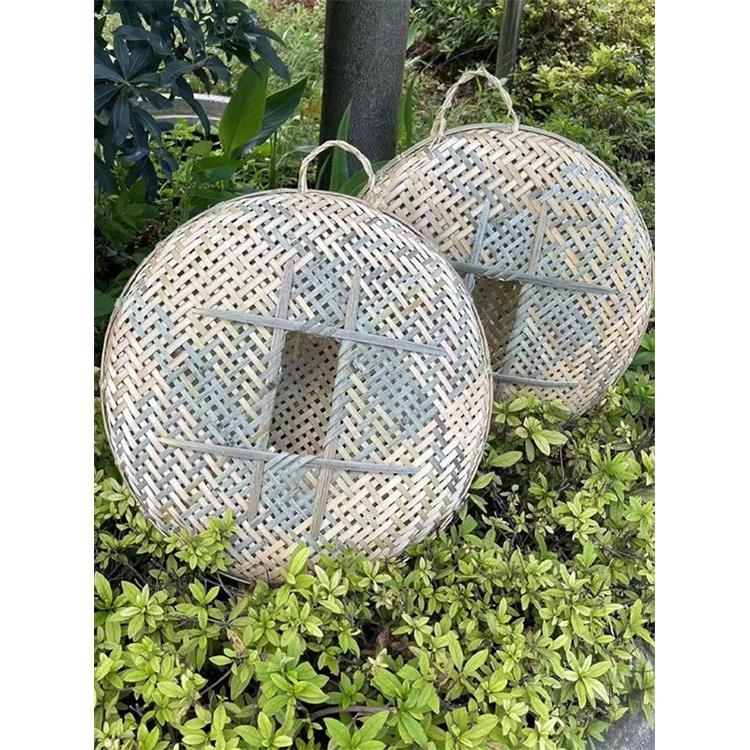 采购产品传统捕鱼簸箕,手工有孔筛子,竹编家庭编织鱼筛子,鱼篮