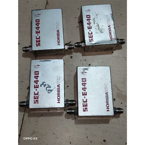 HORIBA SEC-E440J流量计
