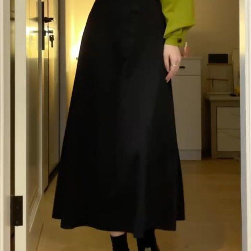 叁拾与你黑色西装半身裙女秋冬a字高腰面试长裙伞裙职业毛呢裙子