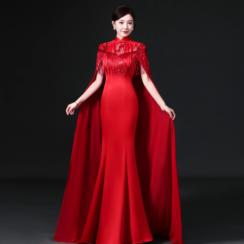 中国风鱼尾修身敬酒礼服长款年会舞台走秀演出服旗袍带披风晚礼服