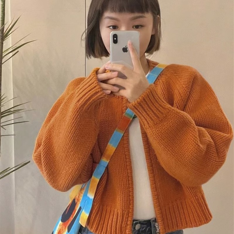 复古圆领粗针短款毛衣女秋装小个子穿搭高腰针织上衣拉链开衫外