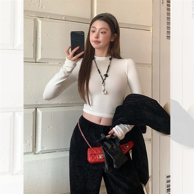 IUIU阿晶家 基础好穿 修身圆领打底衫女秋冬紧身内搭针织短款上衣