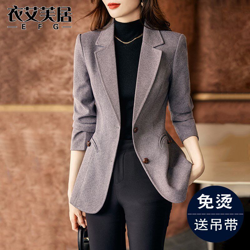 灰色西装外套女秋冬季2024新款高级感上衣今年流行气质小个子西服