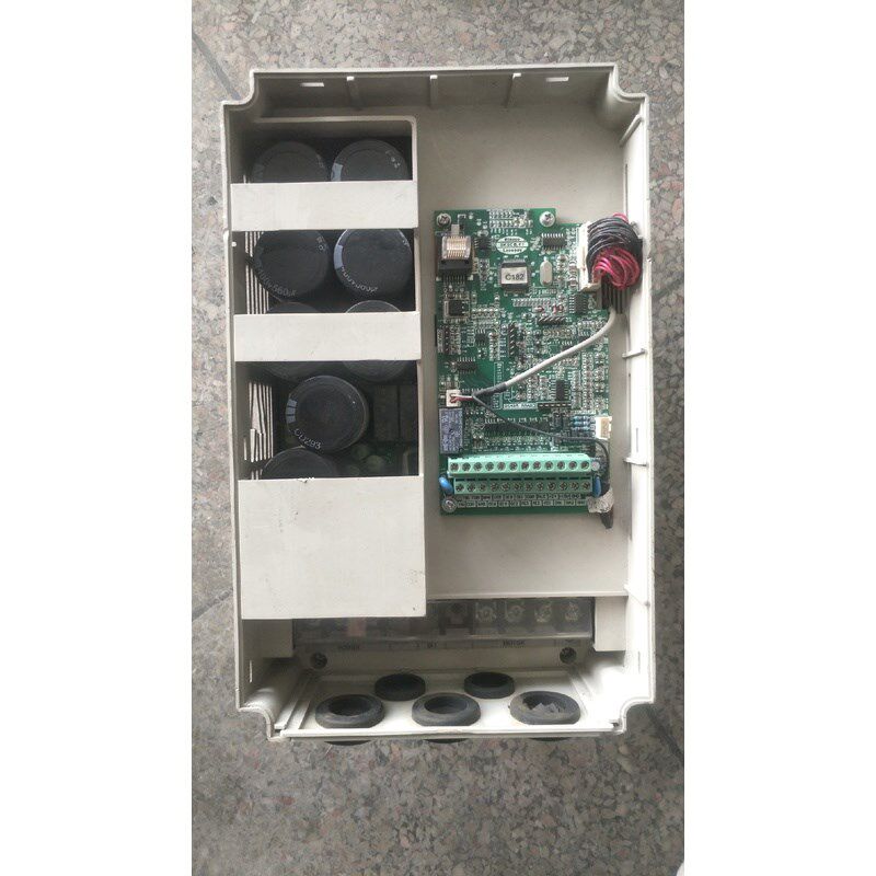 拆机普传变频器11KW如图,P18100A 011F3T,成