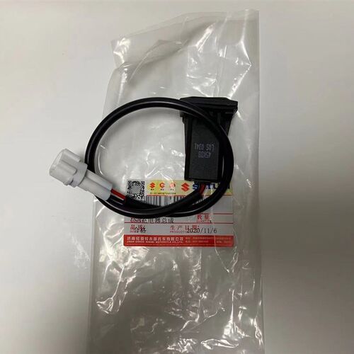 适用轻骑铃木优友UU125 UY125T车载USB 防水充电器接口新款改进2A