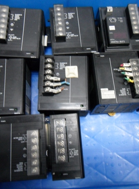 PLC电源模块CJ1W-PA205R,CJ1W-PA202 ,CP1W-MAD11实物图拍摄