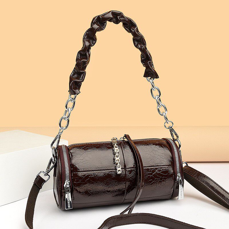 高级感包包2025新款黑色百搭小众设计圆筒包腋下包单肩斜挎包女包