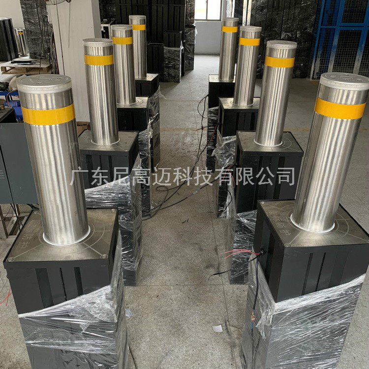 智能升降地柱，304不锈钢防撞伸缩路障桩，学校机场道路阻拦护柱