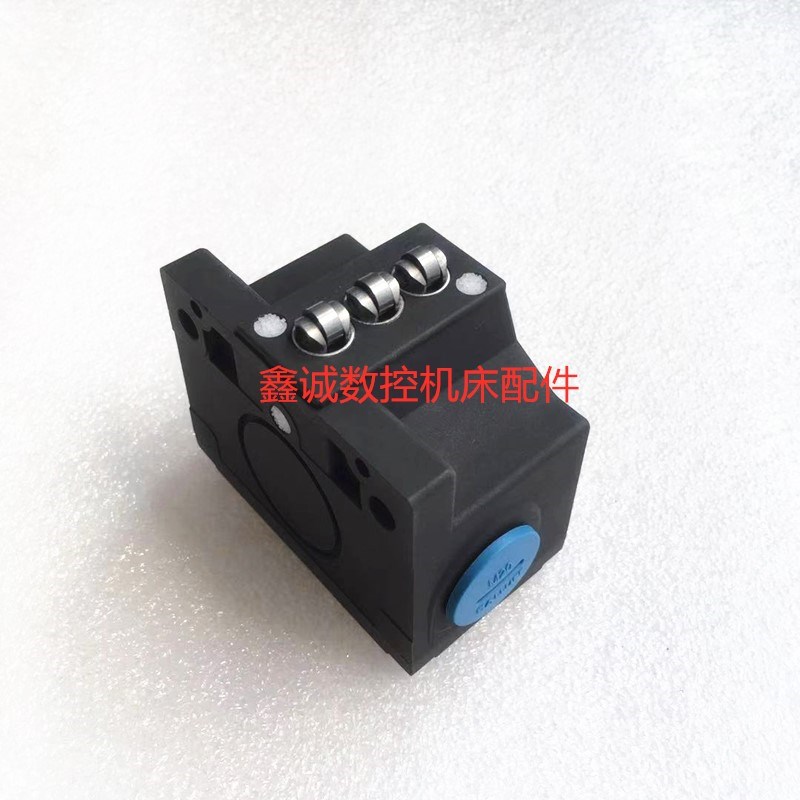 全新原装德国巴鲁夫限位开关 BNS819-B03-R12-61-12-10 行程开关