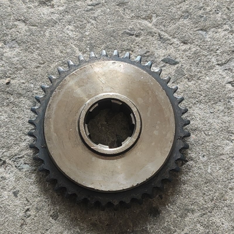 广州南方机床厂CN6140B CN6150B车床配件齿轮Z40/M2.5花键6-40*10