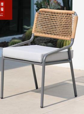 庭院露天餐桌椅店阳台椅红三五件套A-074设计师网藤椅户外桌仿藤