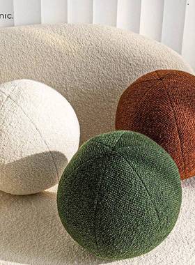 代简UXF约样板间圆球抱枕装饰靠垫色形焦糖现绿色稀奇古怪沙发圆