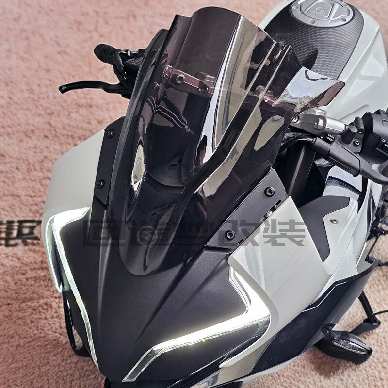 春风250sr竞技风挡 2023款加高前挡风入门级骑行摩托车配件改装件