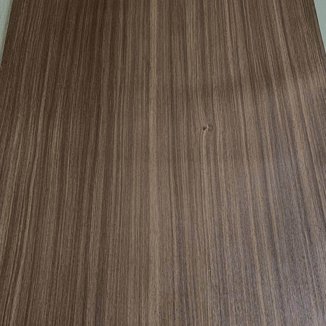 特厚竖直木纹棕色 自粘墙纸 自贴背景壁纸 pvc装饰材料 波音软片