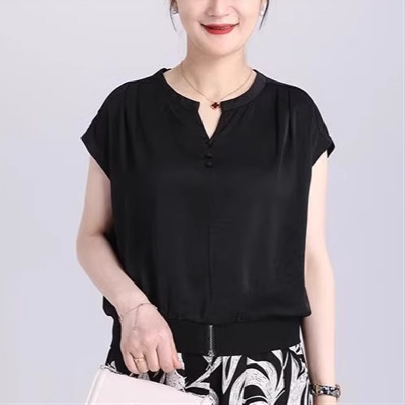 2025新款中年妈妈夏装上衣两件套时尚洋气中老年女装显瘦百搭裤裙