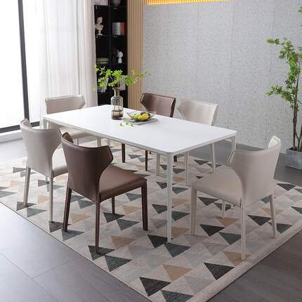 奶油风马皮餐椅轻奢现代简约意式桌餐椅书靠背凳网红桌AUI椅子鞍