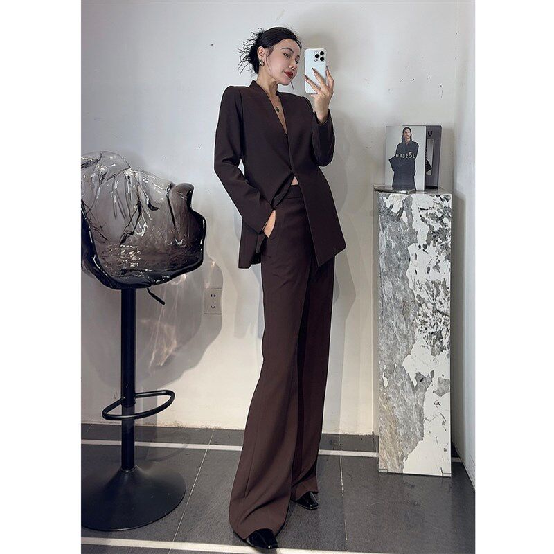 设计感时尚休闲职业套装女高端通勤V领西装外套直筒裤两件套正装