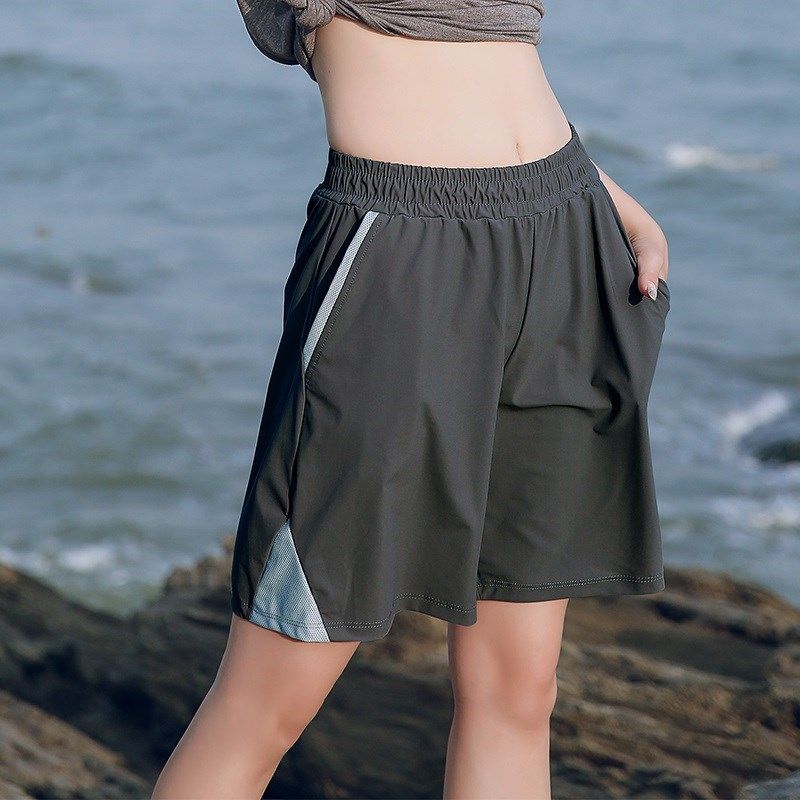 大码宽松速干运动短裤女防走光跑步羽毛球健身裤薄款休闲中裤夏季