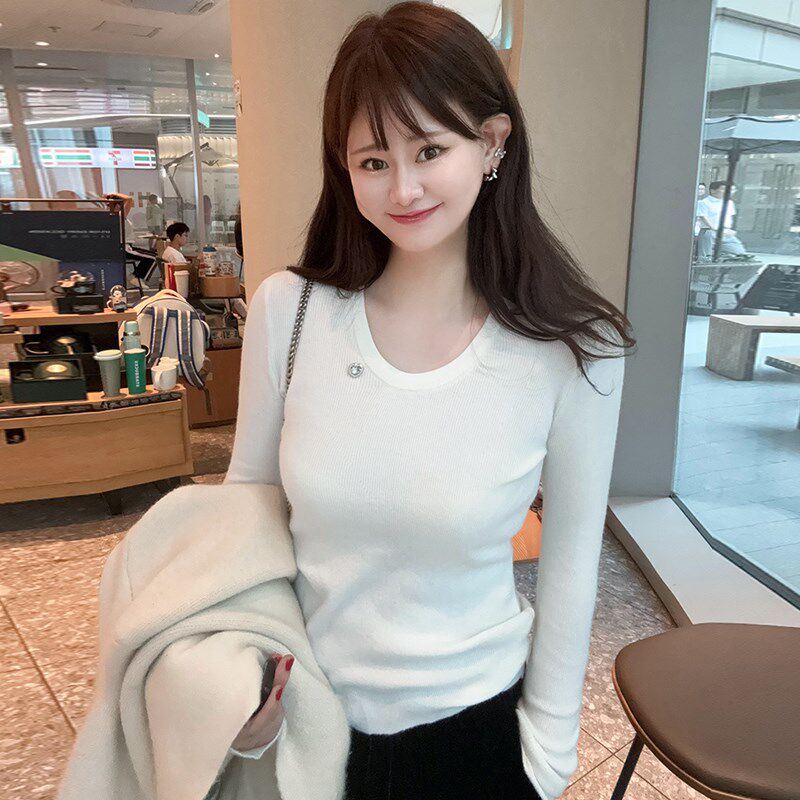 法式高档精品2024秋冬圆领内搭烫钻打底衫毛衫毛衣白色针织衫女