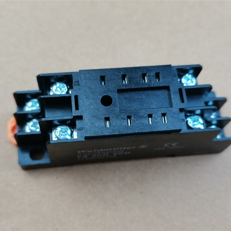 PYF08A电磁中间继电器底座小8脚插座 适配HH52P JZX-22F/2Z MY2NJ